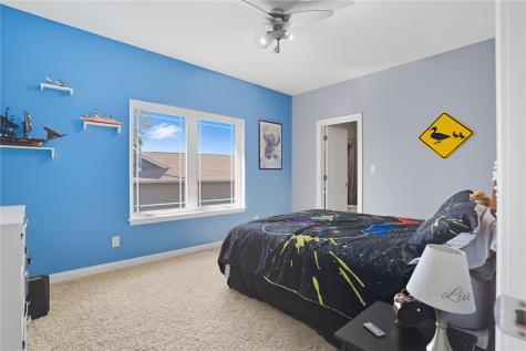 490 Erusha Drive NE Walford IA 52351