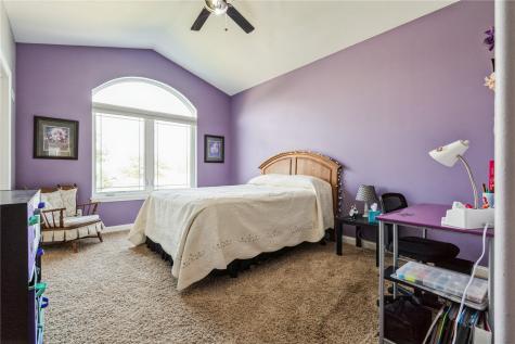 490 Erusha Drive NE Walford IA 52351