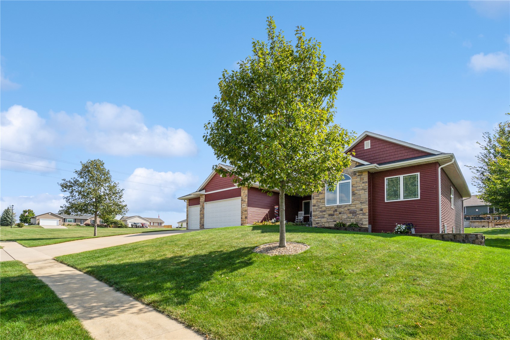 490 Erusha Drive NE Walford IA 52351
