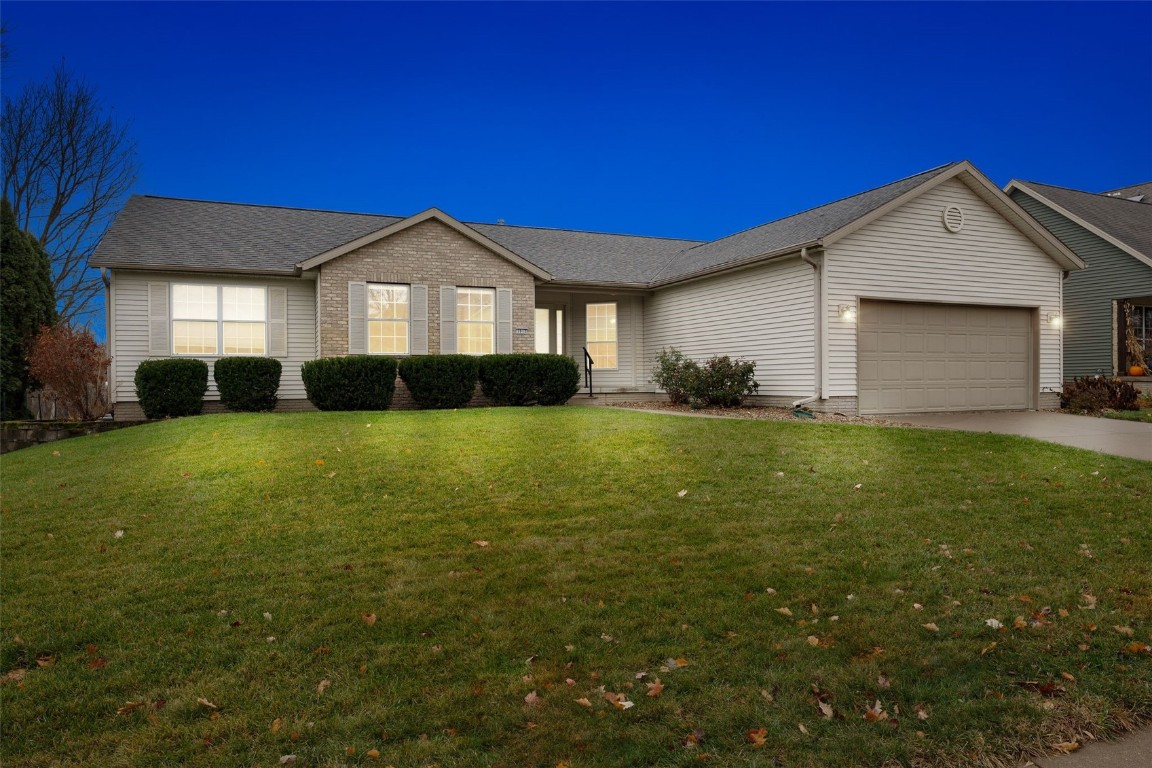 1913 Fox Trail Drive NE Cedar Rapids IA 52402