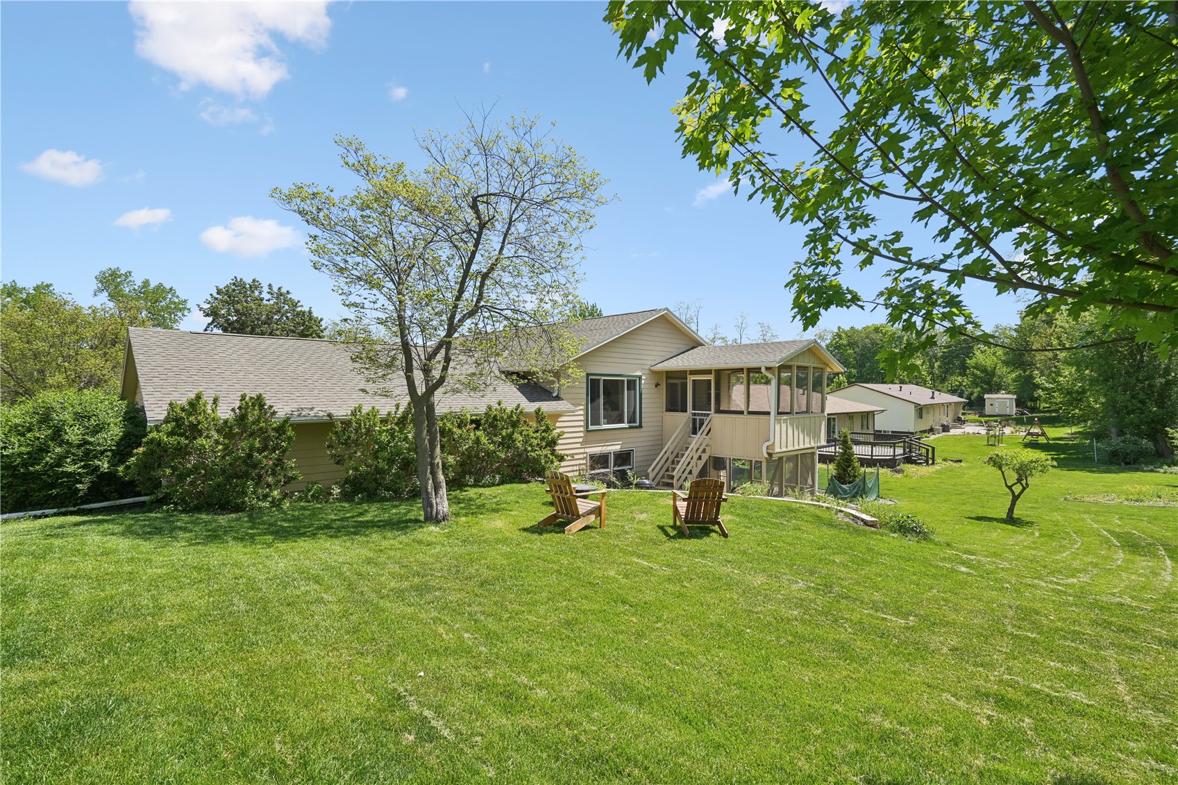 5201 Broadlawn Drive SE Cedar Rapids IA 52403