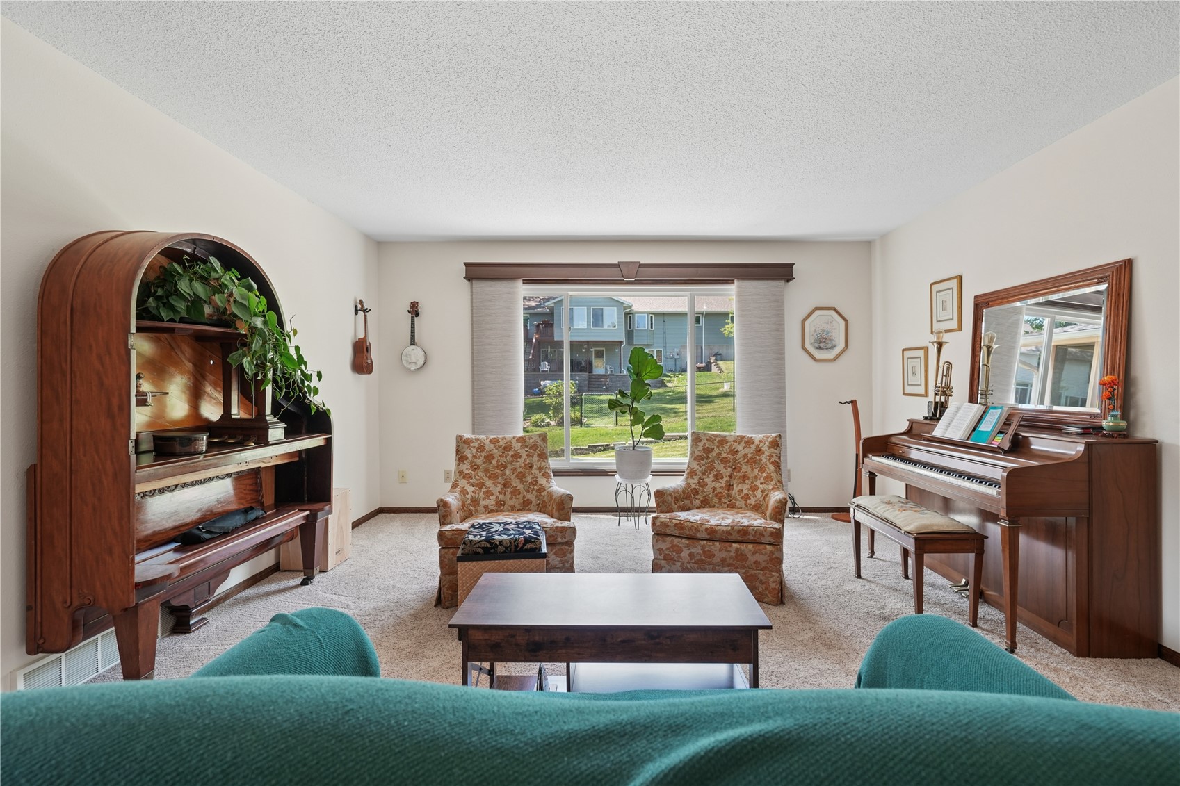 5201 Broadlawn Drive SE Cedar Rapids IA 52403