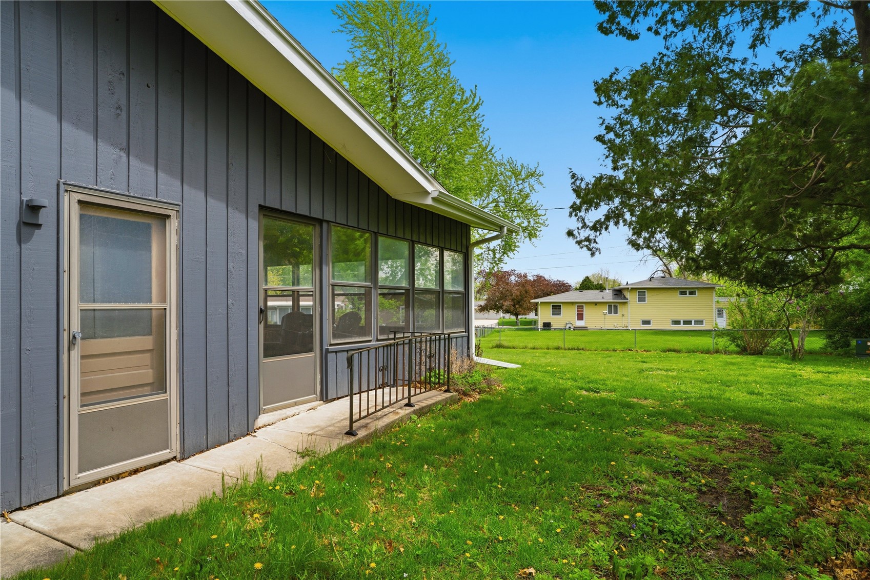 284 Indiandale Road SE Cedar Rapids IA 52403
