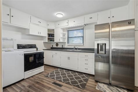 158 Mayden Avenue SW Cedar Rapids IA 52404