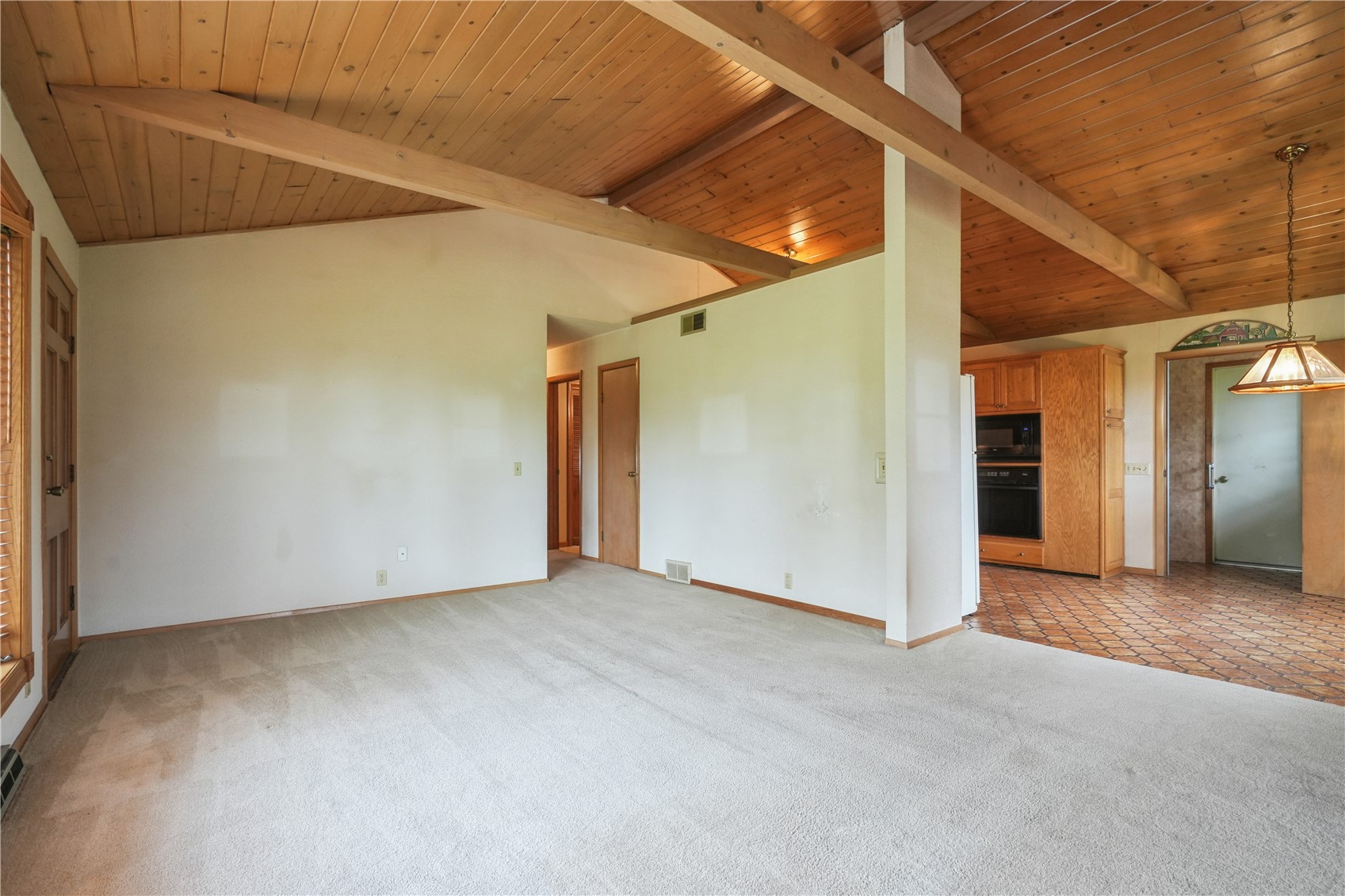 4906 Longview Drive SW Fairfax IA 52228