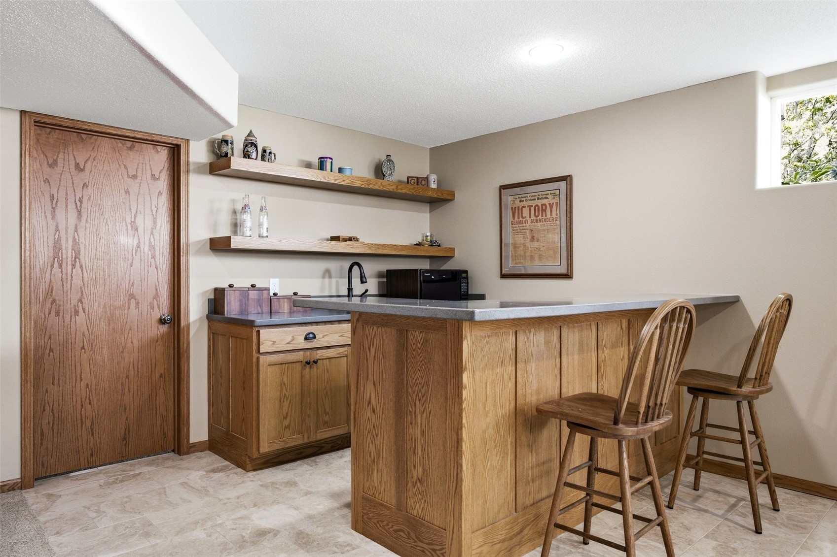 300 N 15th Avenue Hiawatha IA 52233