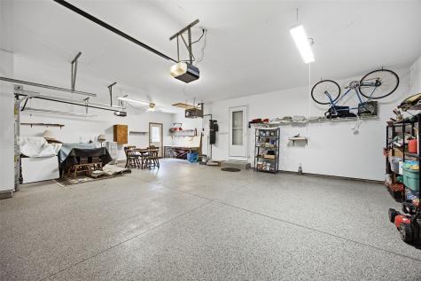 300 N 15th Avenue Hiawatha IA 52233