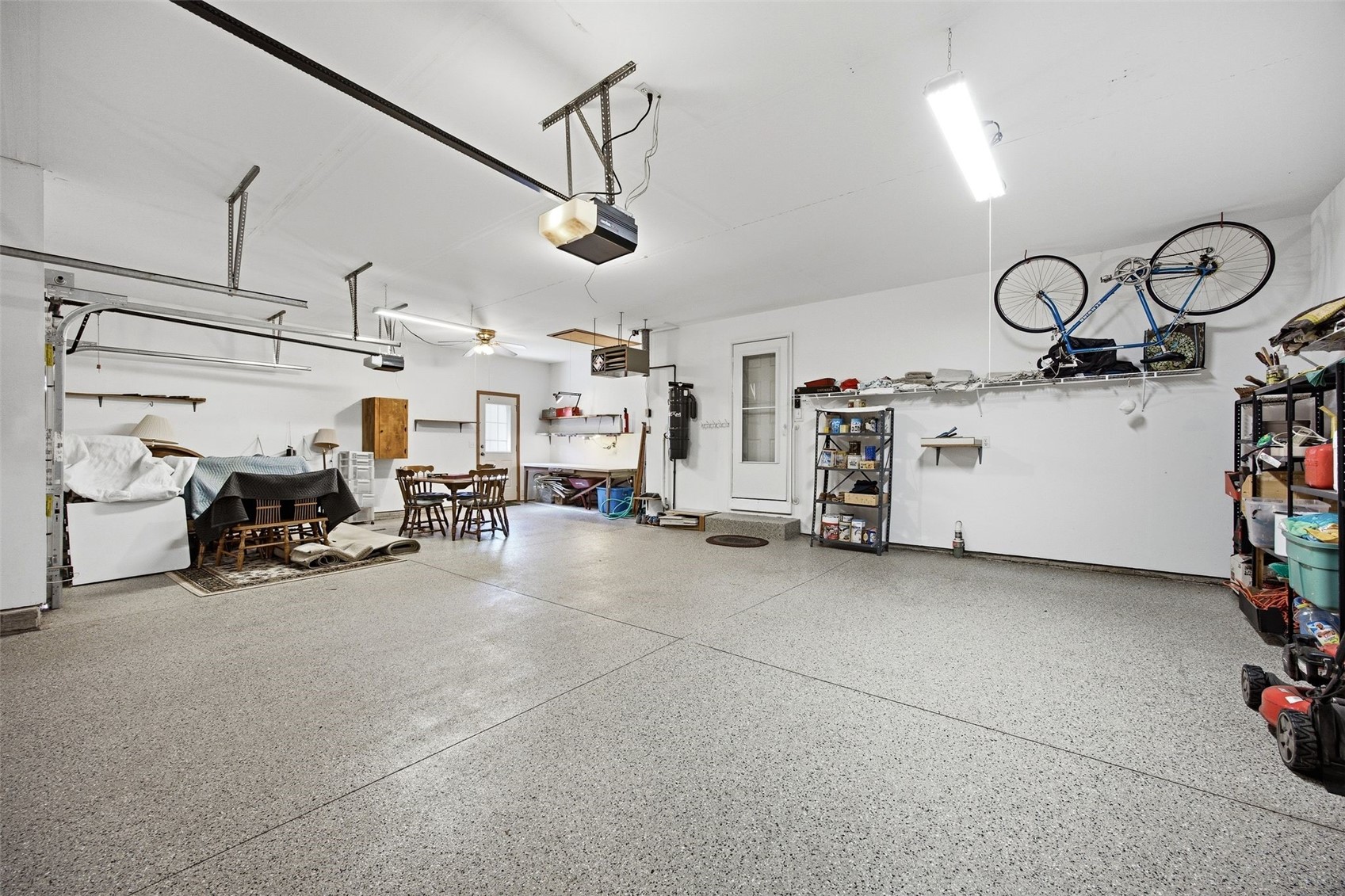 300 N 15th Avenue Hiawatha IA 52233