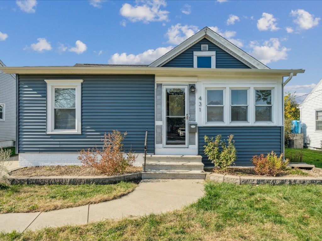 431 30th Street SE Cedar Rapids IA 52403