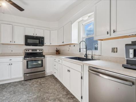 431 30th Street SE Cedar Rapids IA 52403