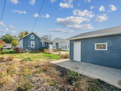 431 30TH Street SE Cedar Rapids IA 52403