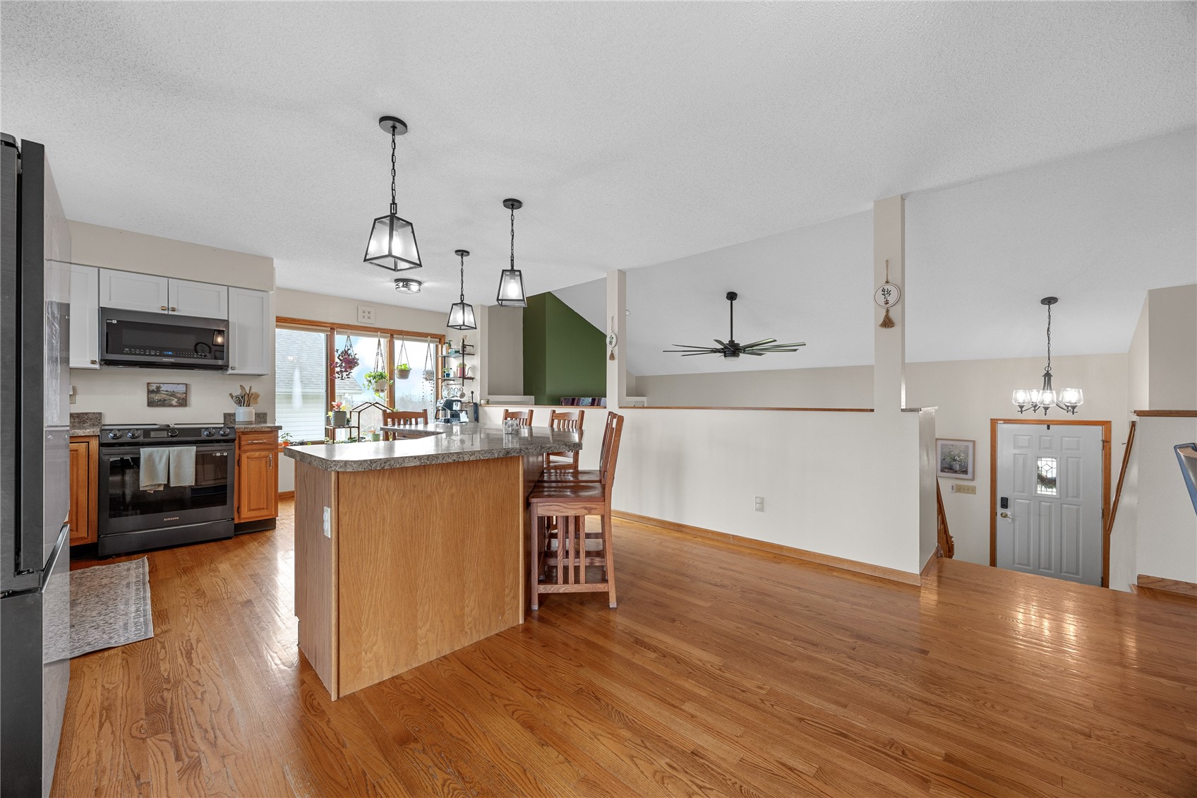 1708 Whitters Way NW Cedar Rapids IA 52405