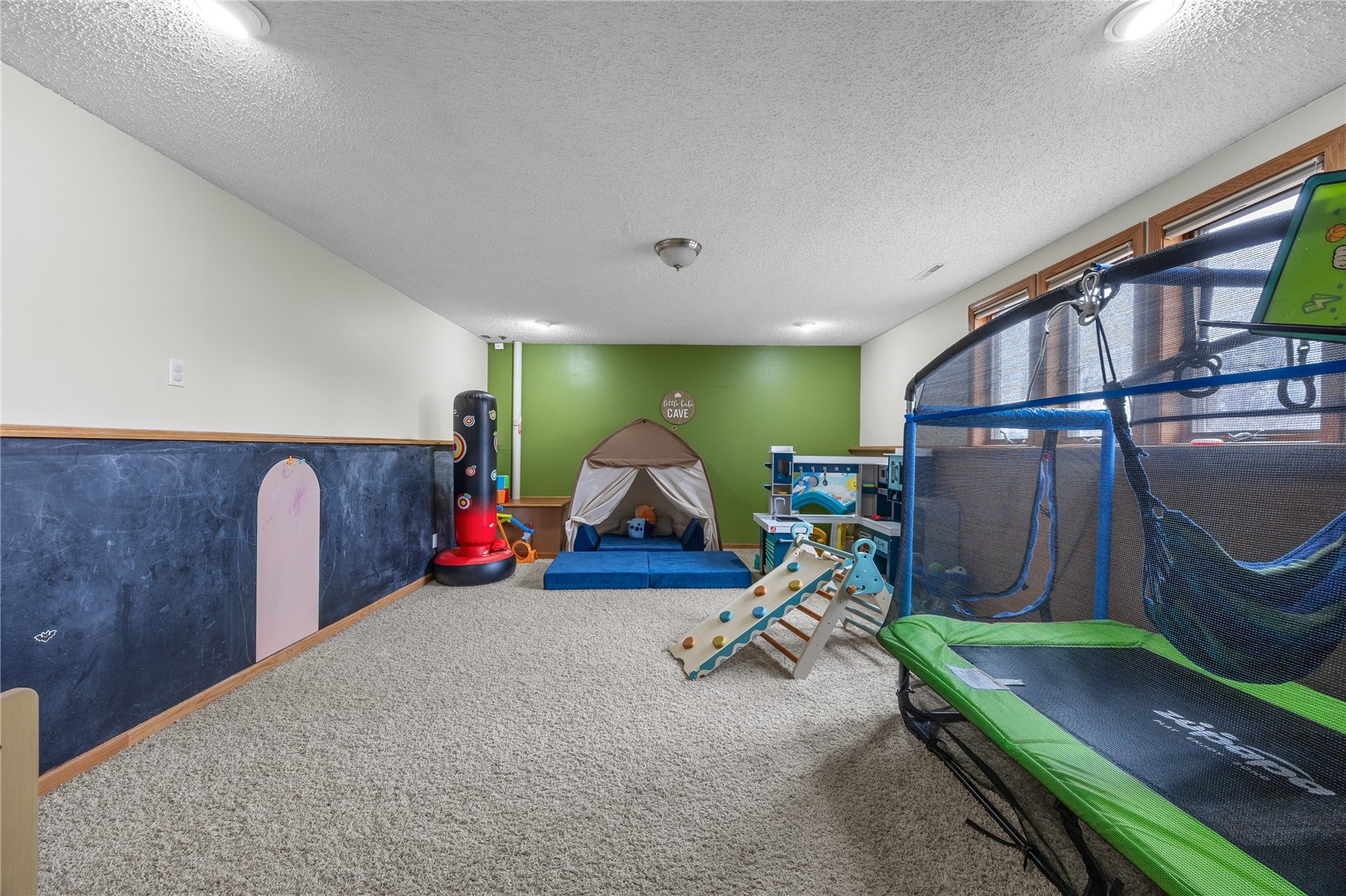 1708 Whitters Way NW Cedar Rapids IA 52405