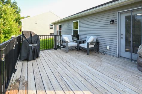 2065 Rosewood Drive NW Cedar Rapids IA 52405