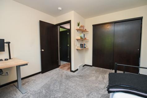 2065 Rosewood Drive NW Cedar Rapids IA 52405