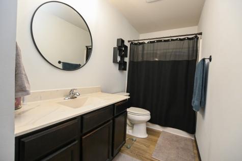2065 Rosewood Drive NW Cedar Rapids IA 52405
