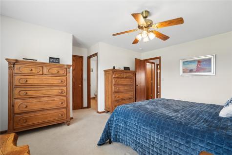 117 B Avenue Atkins IA 52206