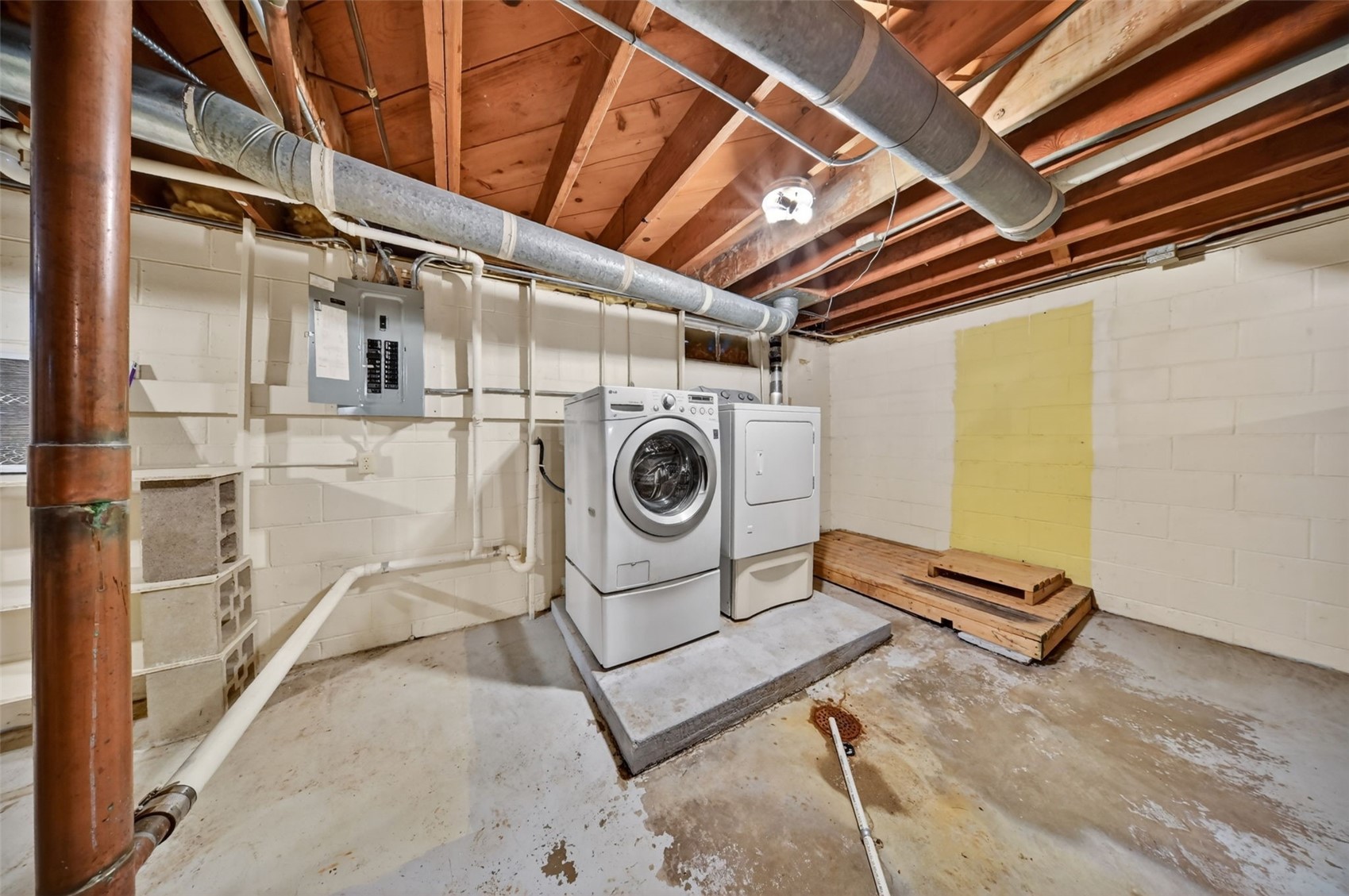 721 36th Street NE Cedar Rapids IA 52402
