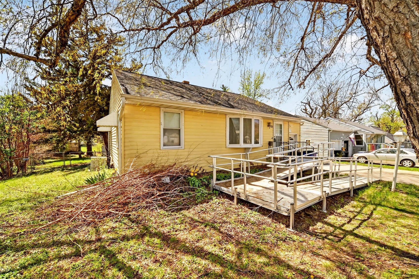 721 36th Street NE Cedar Rapids IA 52402
