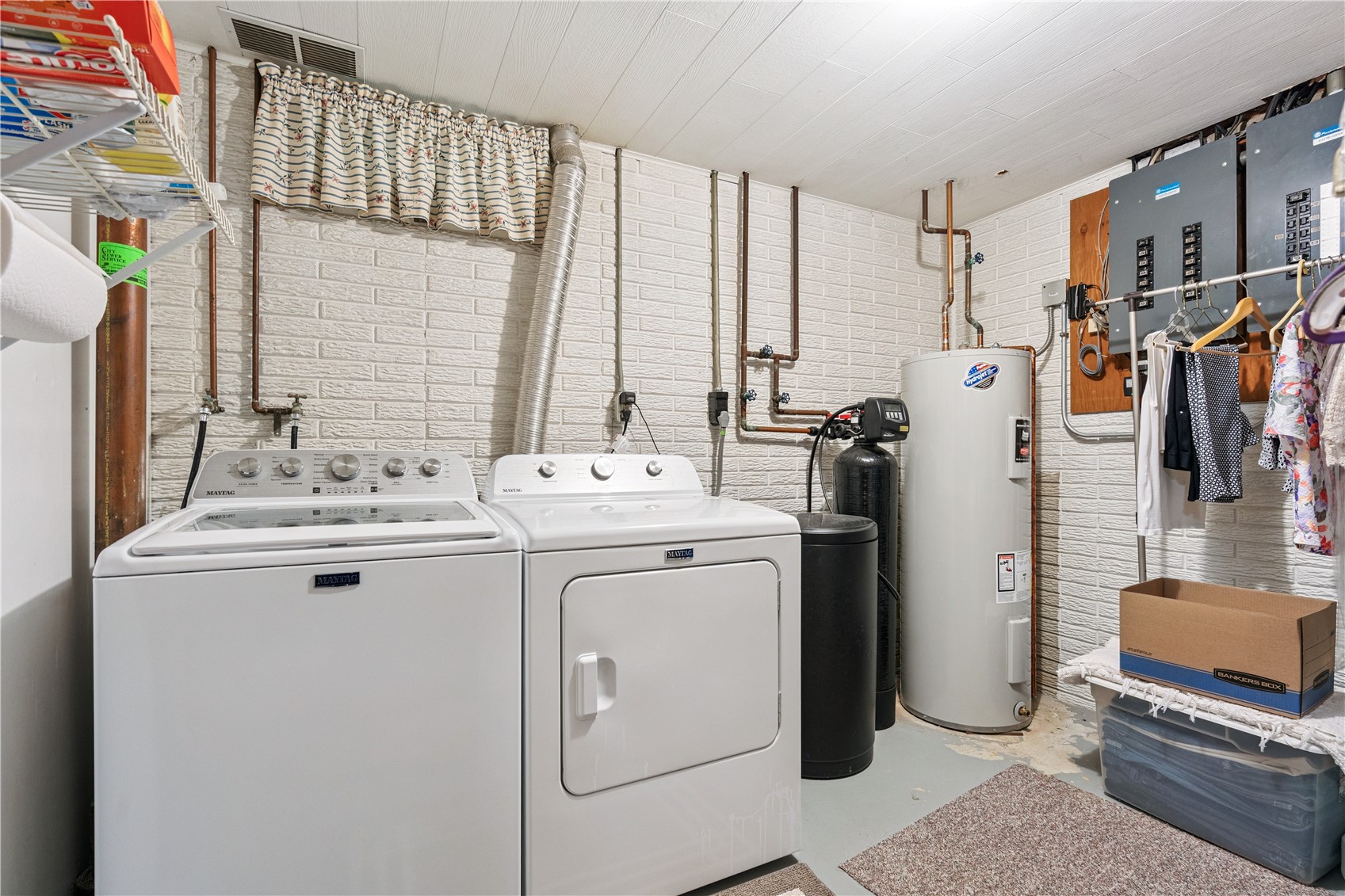2230 Valley Road NE North Liberty IA 52317