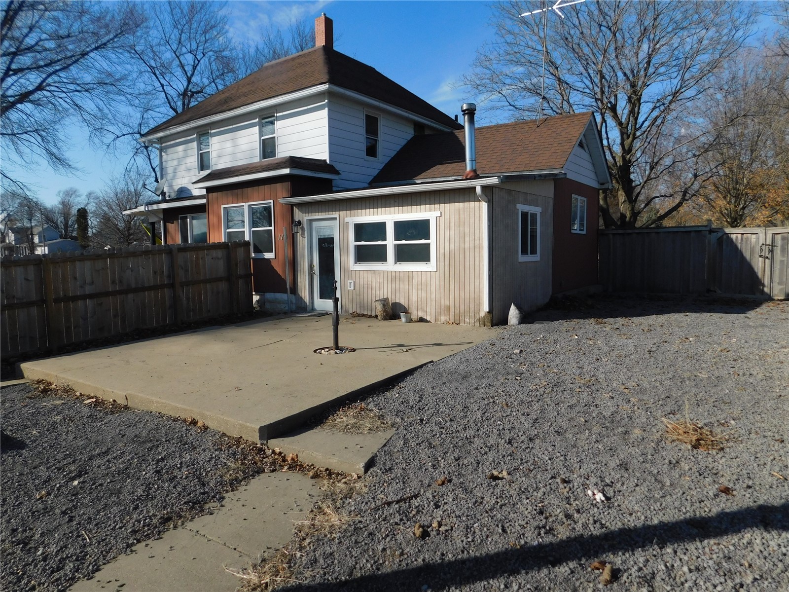 110 Plum Street Tipton IA 5277