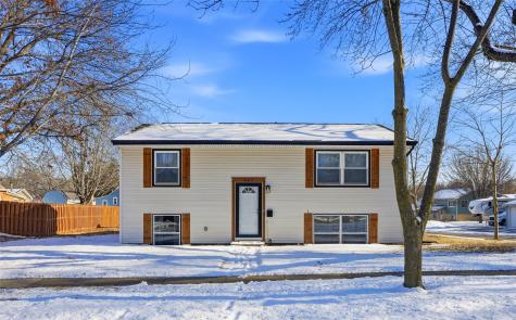 504 2nd Avenue NW Mt Vernon IA 52314