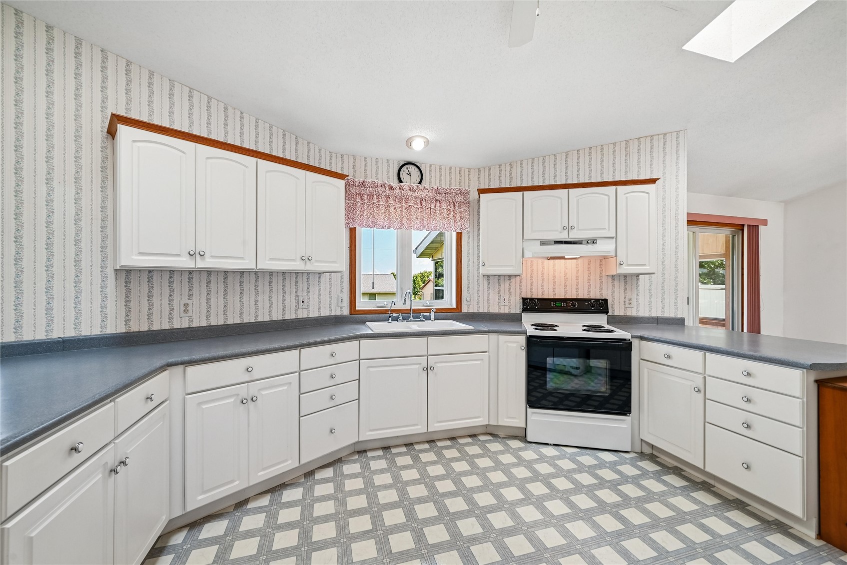 309 Cross Street SE Blairstown IA 52209