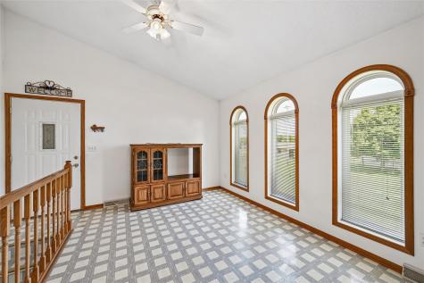 309 Cross Street SE Blairstown IA 52209