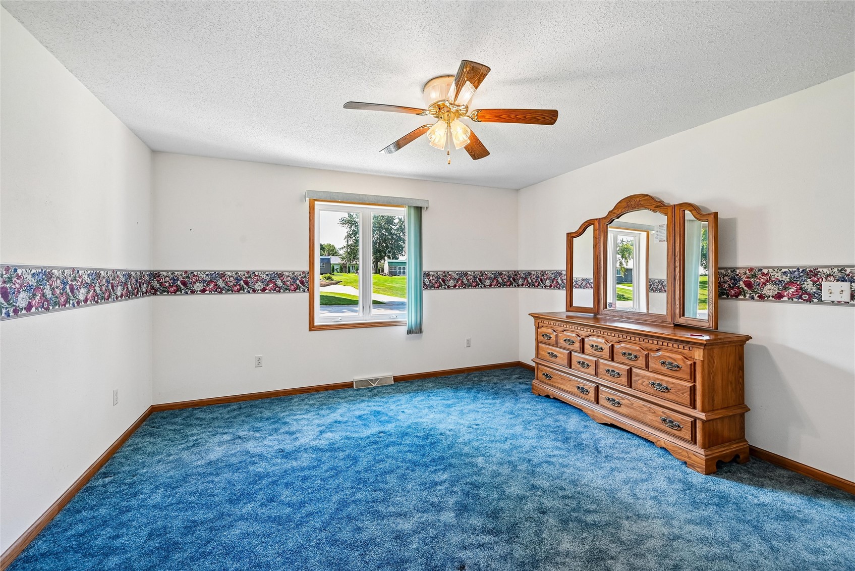 309 Cross Street SE Blairstown IA 52209