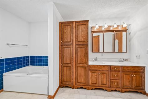 309 Cross Street SE Blairstown IA 52209