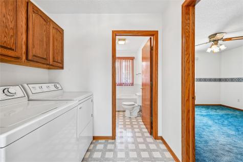 309 Cross Street SE Blairstown IA 52209