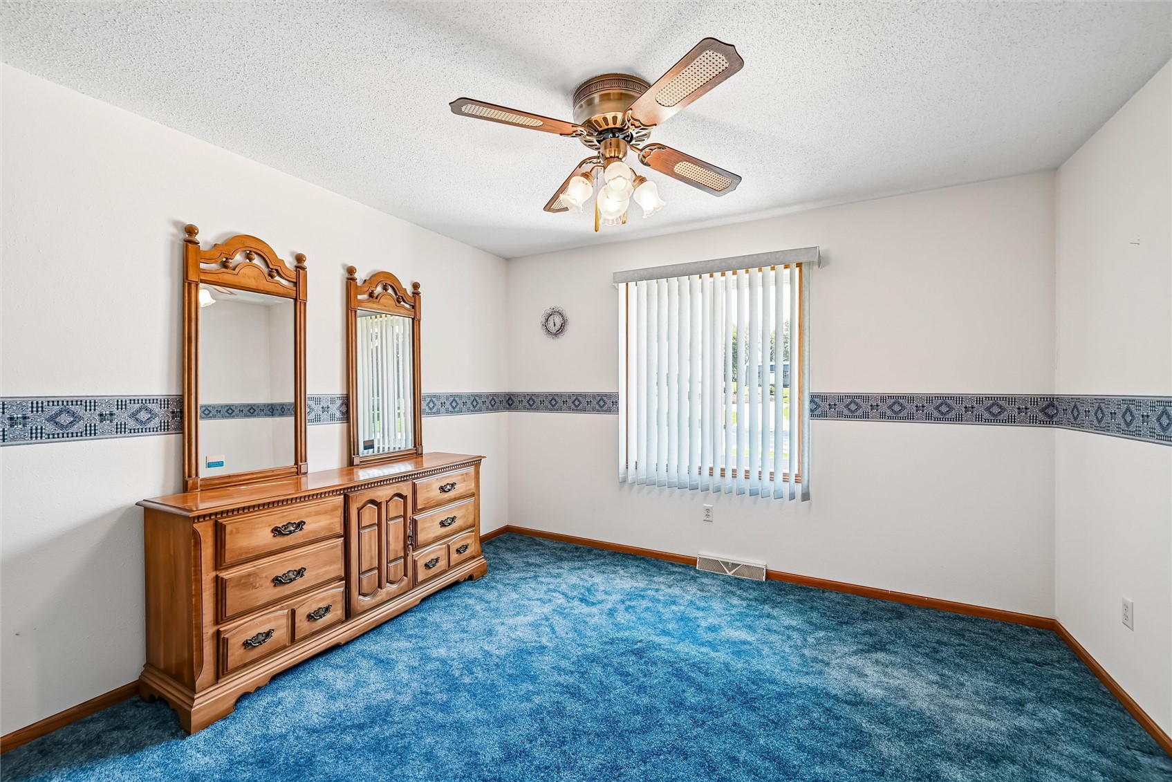 309 Cross Street SE Blairstown IA 52209