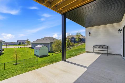 505 Dogwood Lane Tiffin IA 52340