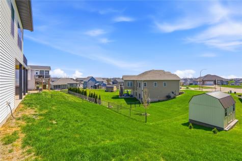 505 Dogwood Lane Tiffin IA 52340
