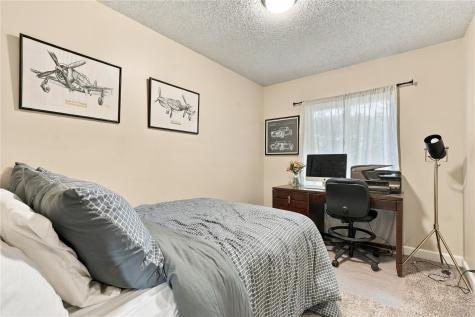 6801 Stonybrook Lane NE Cedar Rapids IA 52402