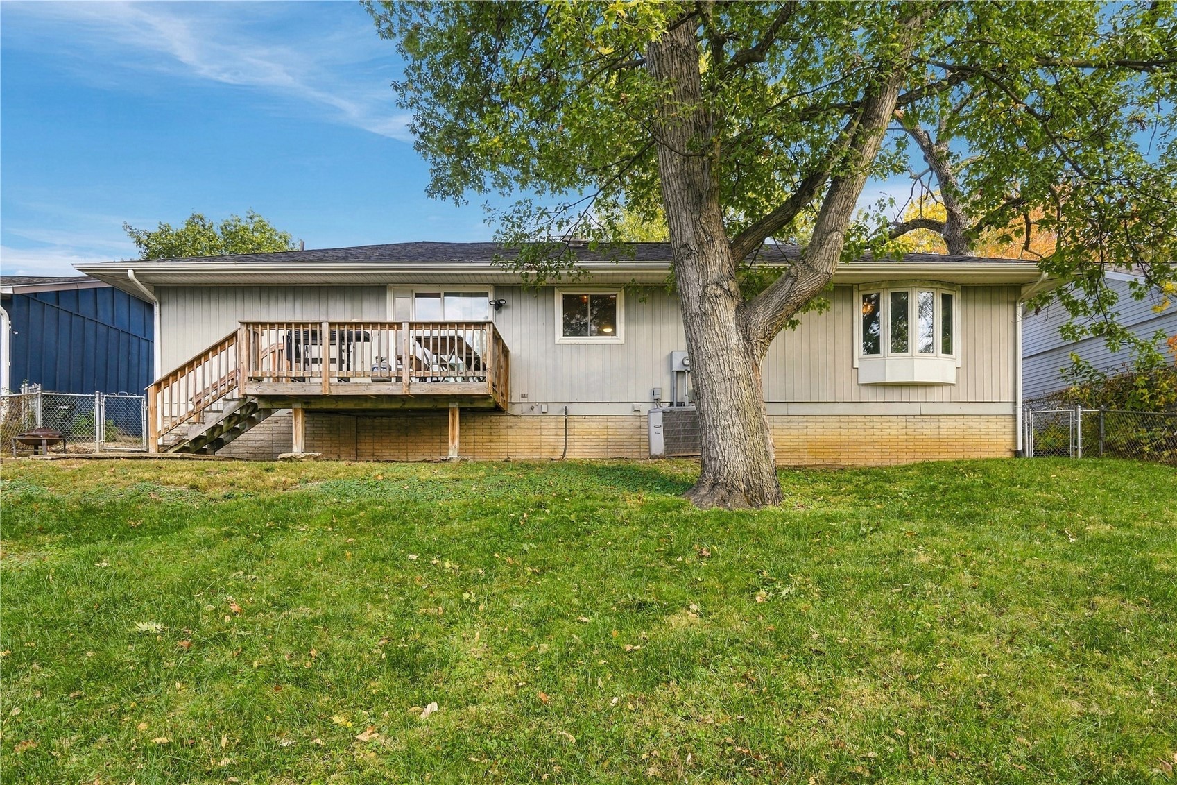 6801 Stonybrook Lane NE Cedar Rapids IA 52402