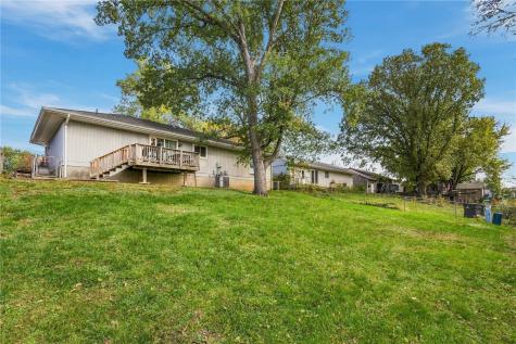 6801 Stonybrook Lane NE Cedar Rapids IA 52402