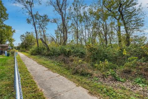 6801 Stonybrook Lane NE Cedar Rapids IA 52402