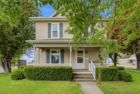 311 N Madison Street Mechanicsville IA 52306