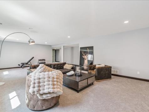 835 Prairie Street North Liberty IA 52317