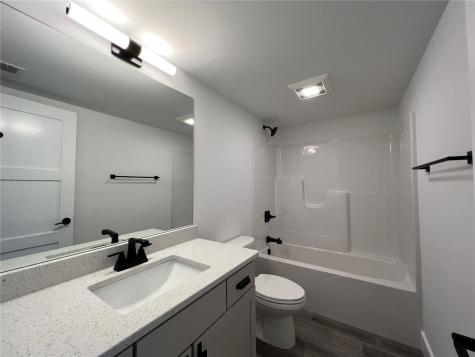 20 S Seven Oaks Road North Liberty IA 52317