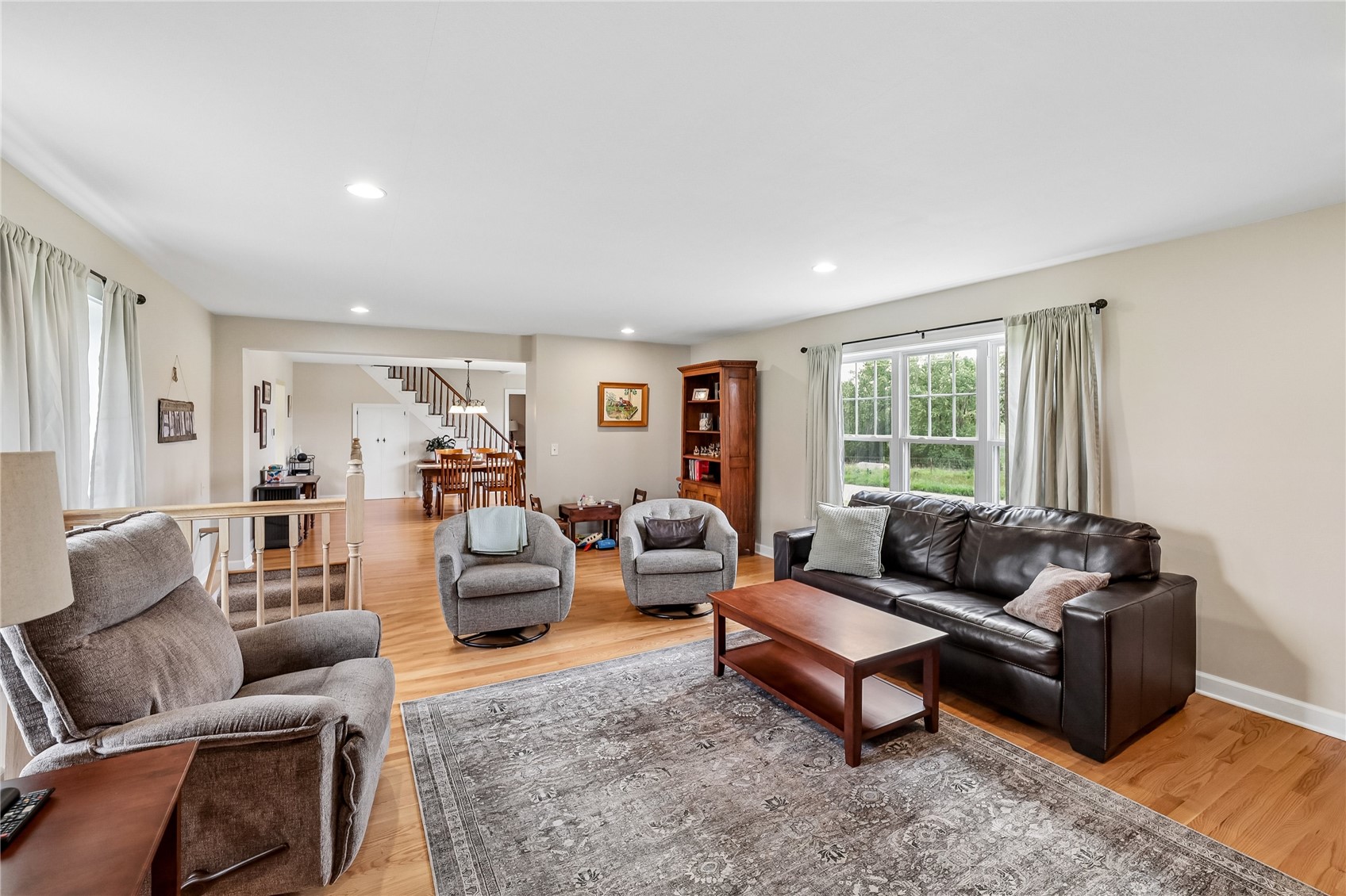 1056 R Avenue Marengo IA 52301