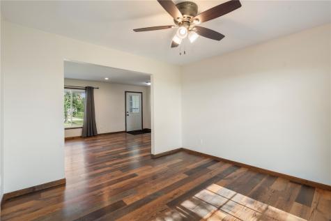 6752 29th Avenue Shellsburg IA 52332