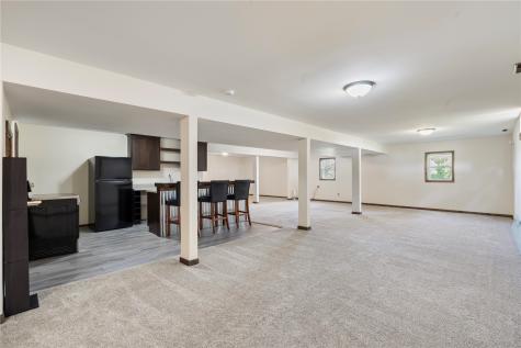 6752 29th Avenue Shellsburg IA 52332