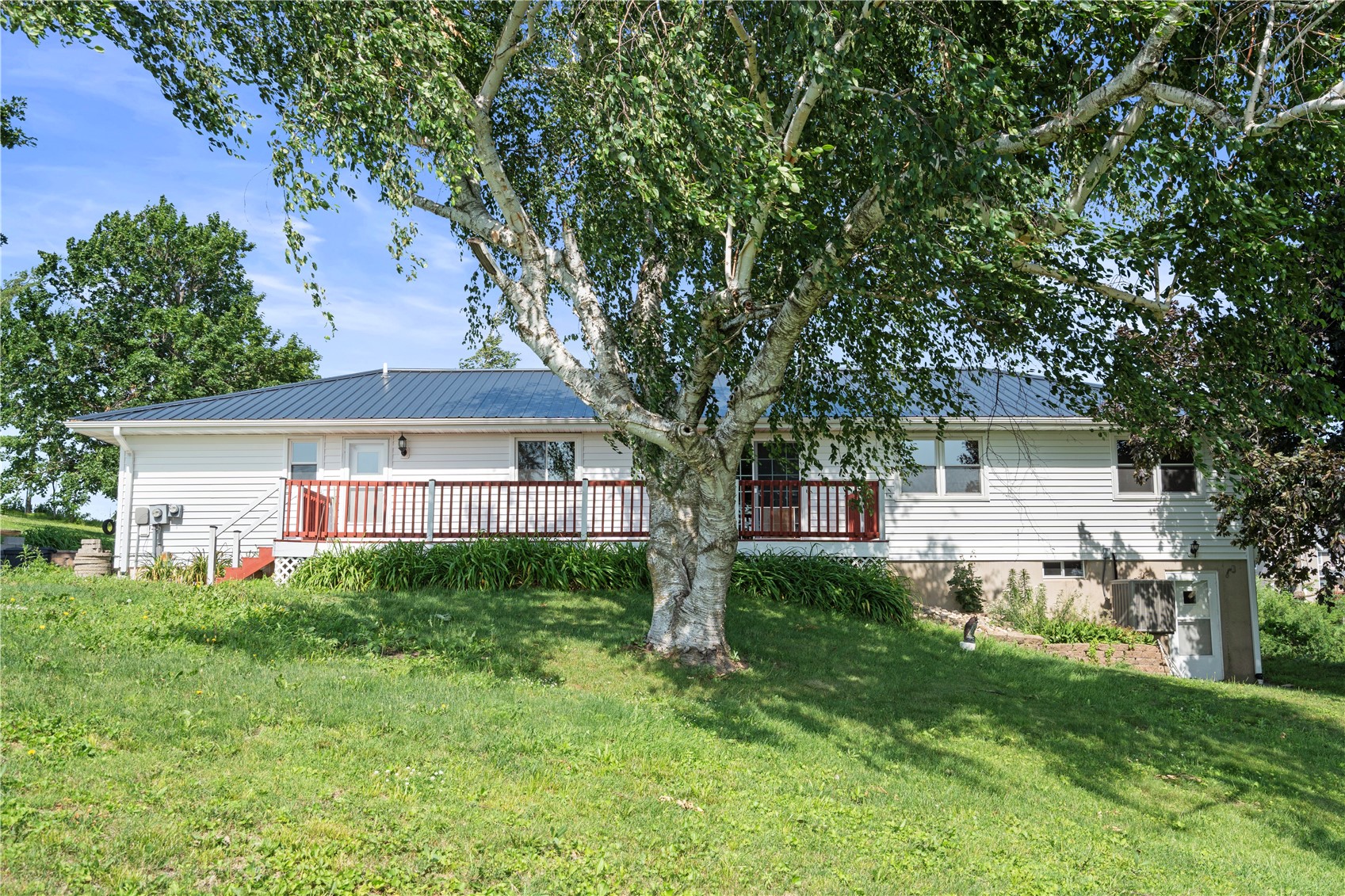 6752 29th Avenue Shellsburg IA 52332