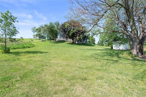 6752 29th Avenue Shellsburg IA 52332
