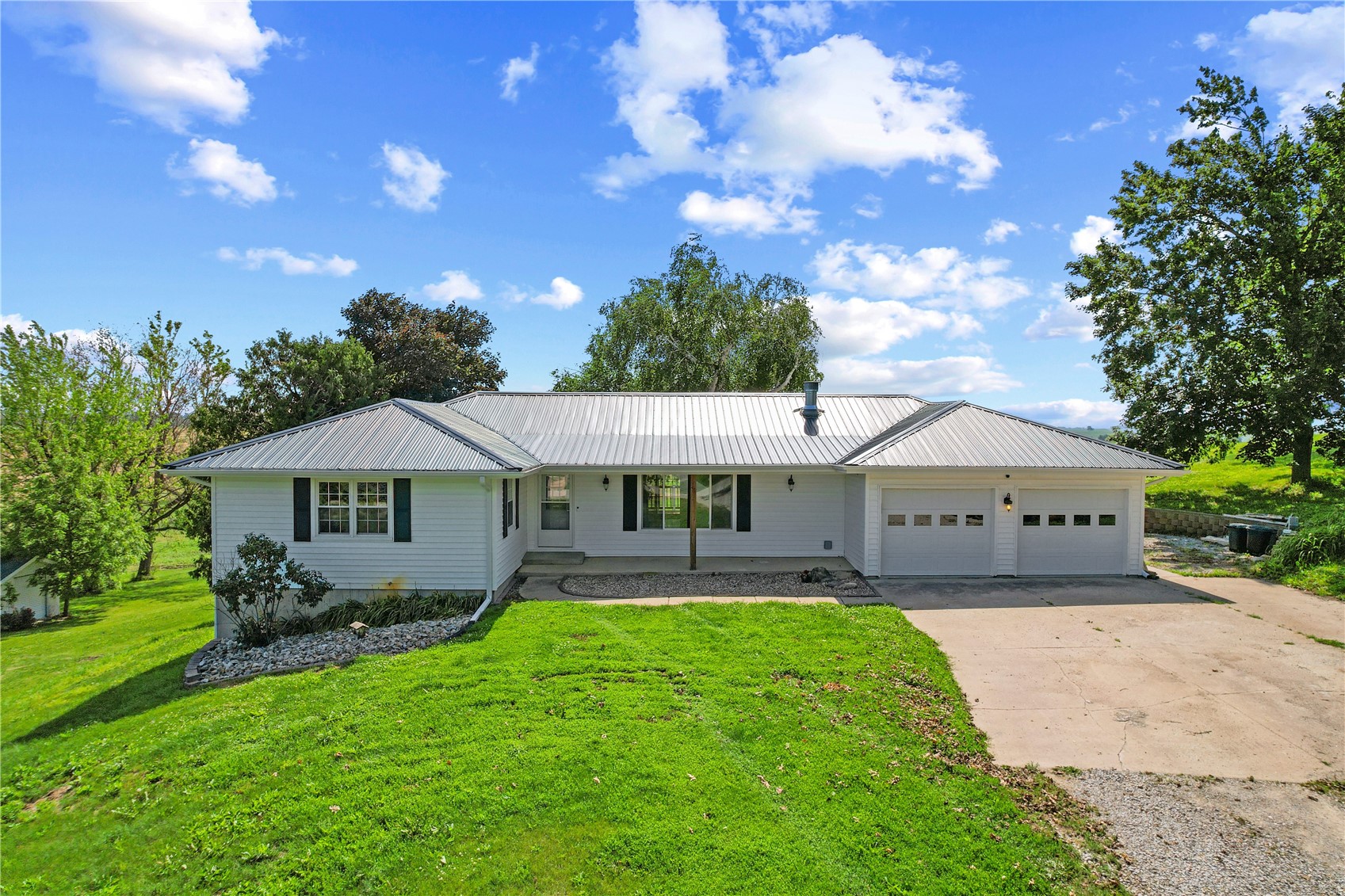 6752 29th Avenue Shellsburg IA 52332