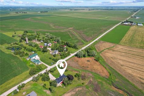 6752 29th Avenue Shellsburg IA 52332