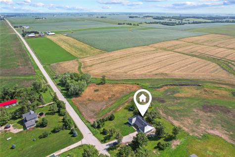 6752 29th Avenue Shellsburg IA 52332