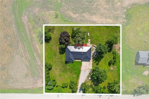 6752 29th Avenue Shellsburg IA 52332